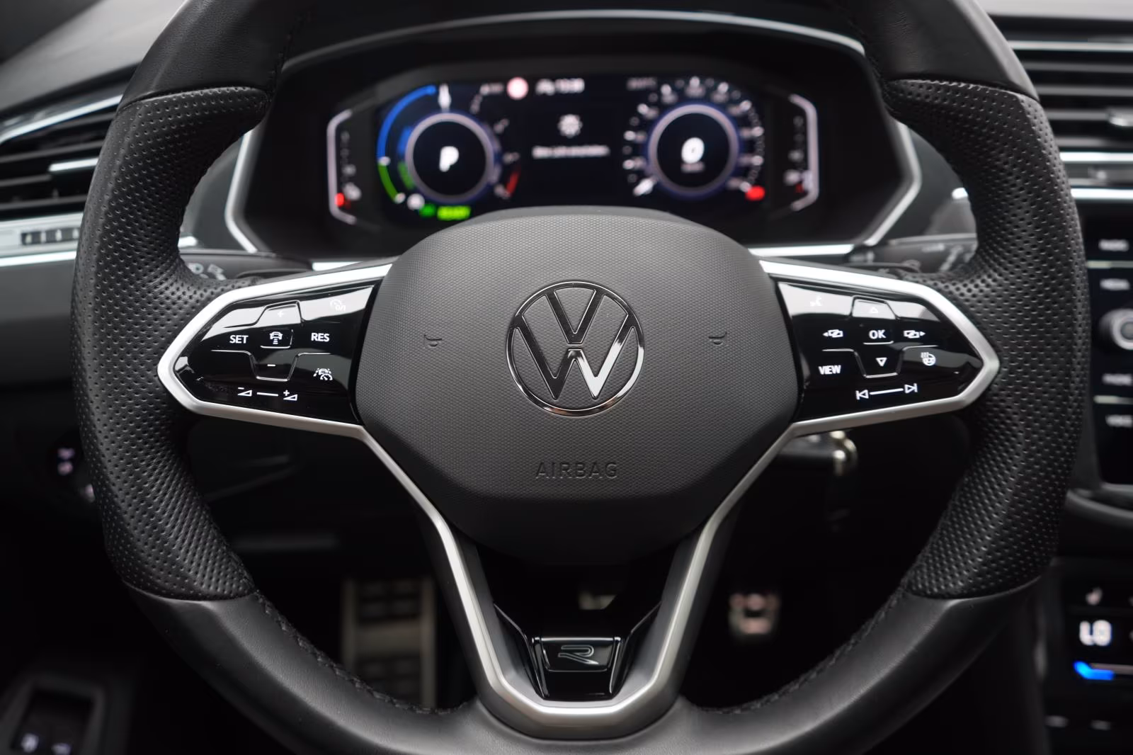 (B-593)Volkswagen(Hybrid) Tiguan 1.4 eHybrid DSG R-Line Leder/ACC/Pano/360 - Image 23