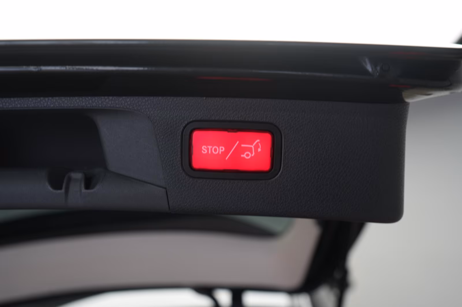(B-349) Mercedes-Benz(Hybrid) E 300 de T 9G-Tronic AMG Leder/Distronic/Kamer - Image 27