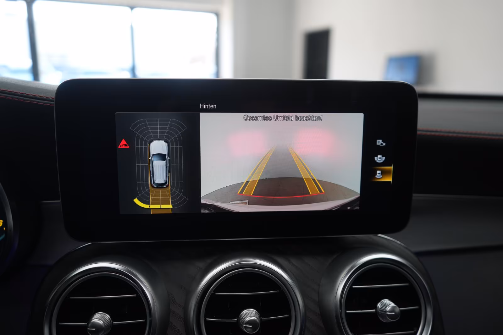 (B-681) Mercedes-Benz GLC 300 d 4Matic 9G-Tronic AMG Line Plus Distron - Image 18