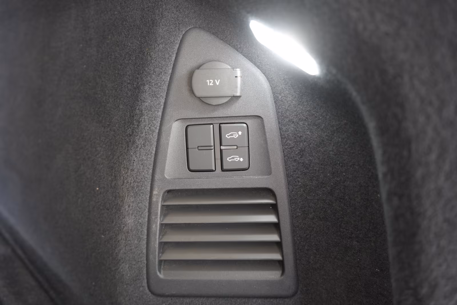 (B-338) Volkswagen Touareg 3.0 V6 TDI 4Motion R-Line Leder/ACC/Kame - Image 26