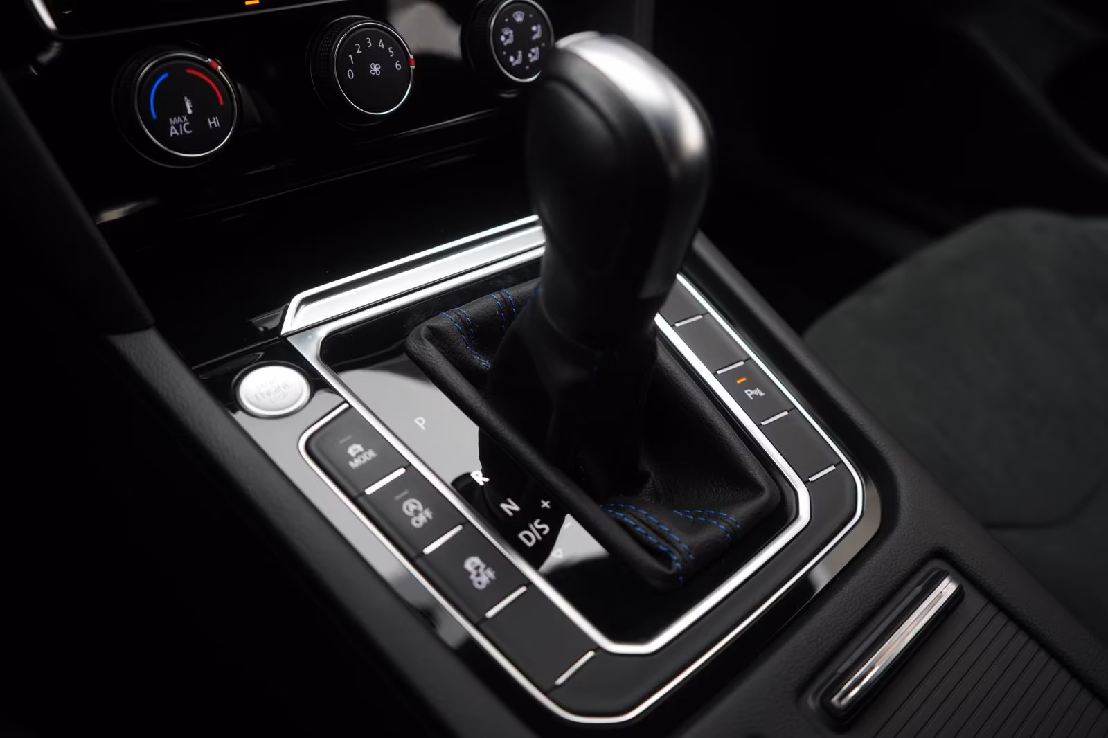 (B-556) Volkswagen Arteon Shooting Brake 2.0 TSI 4Motion DSG R ACC/ - Image 13