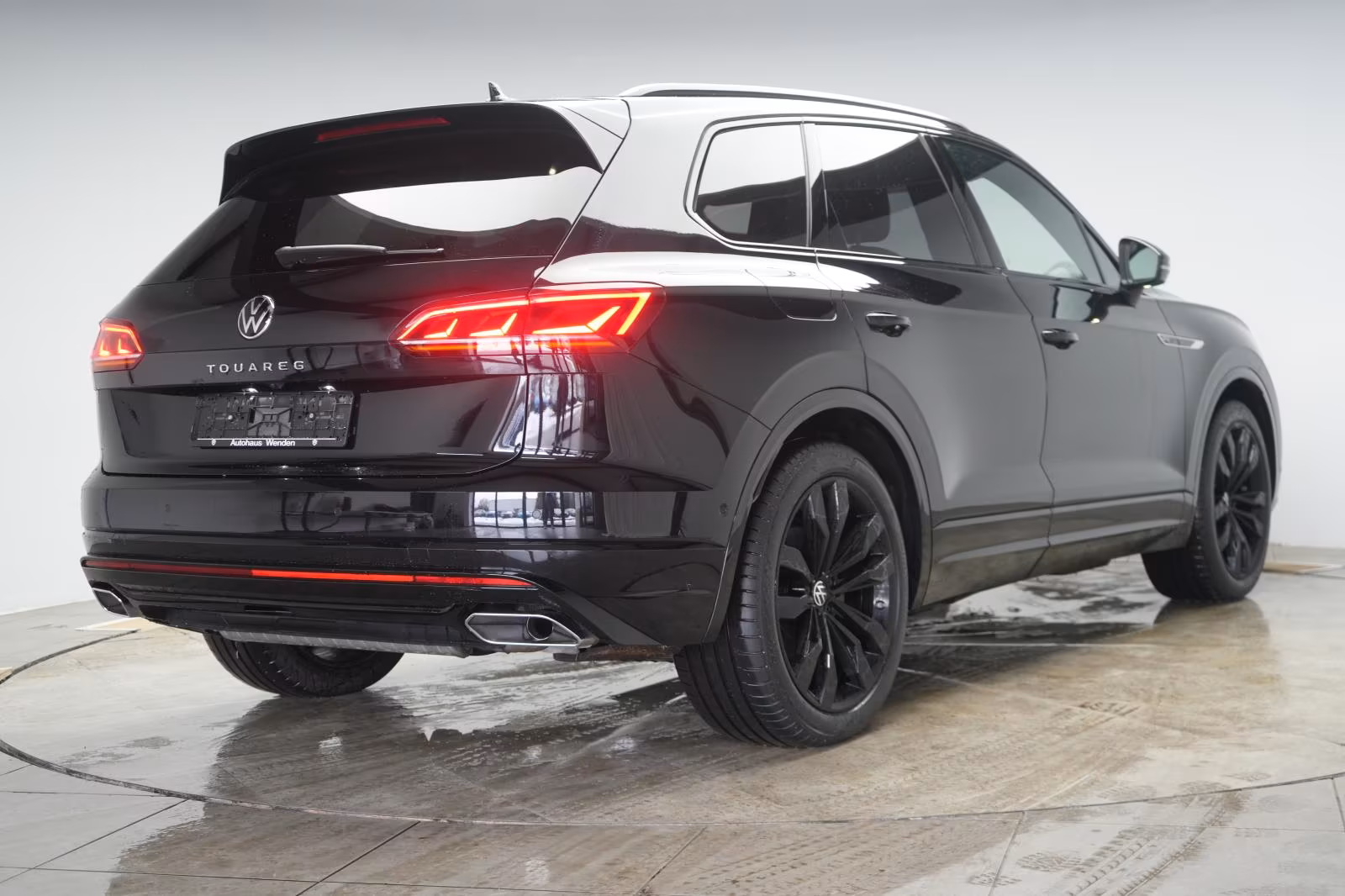 (B-135) Volkswagen Touareg 3.0 V6 TDI 4Motion R line Navi/Leder/A - Image 5