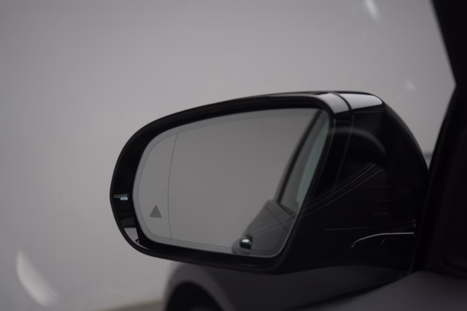 (B-329) Mercedes-Benz(Hybrid) E 300 de 9G-Tronic AMG Leder/Distronic/Kamera - Image 20