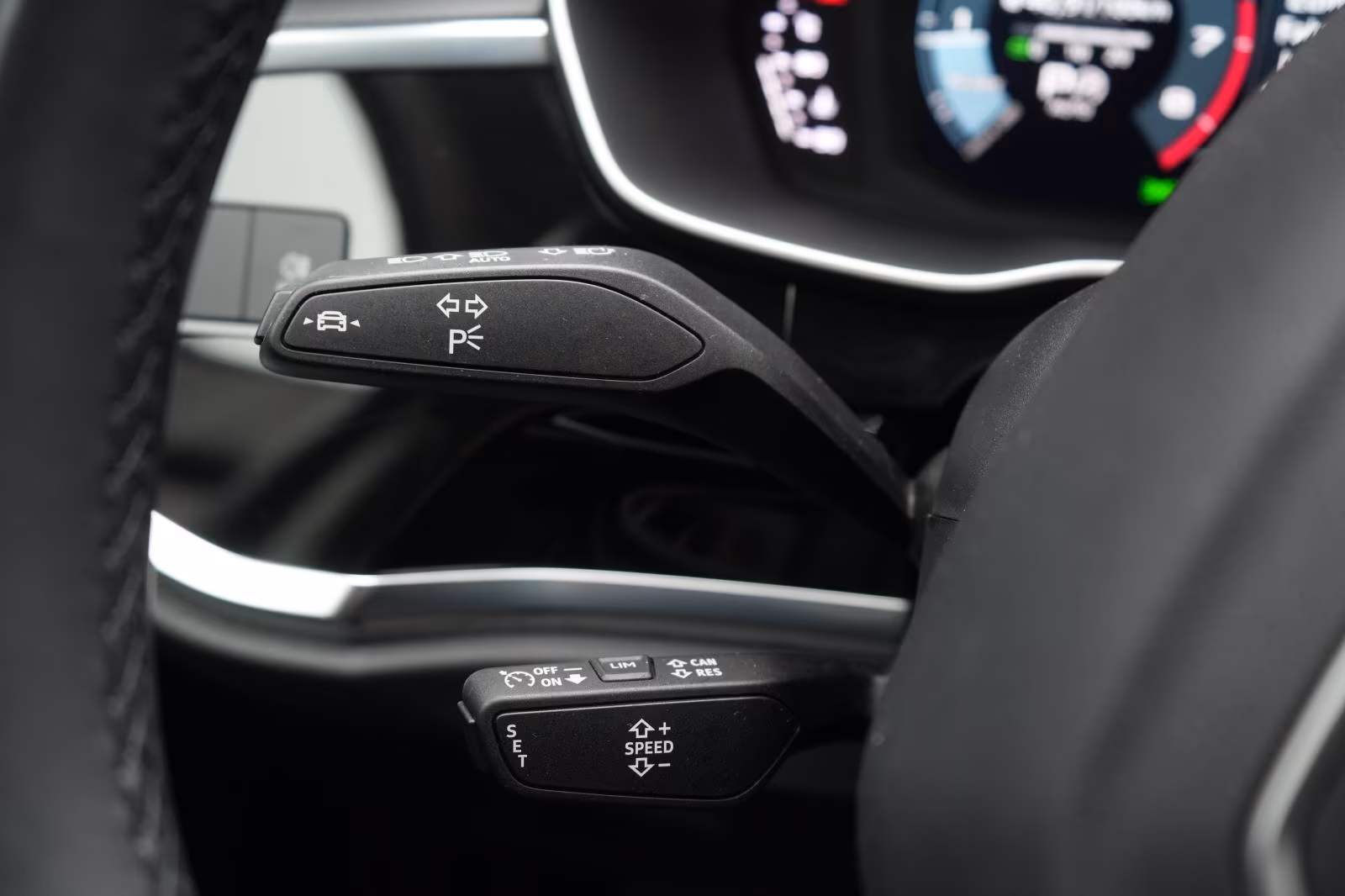 (B-254) Audi Q3 35 TFSI S tronic advanced CarPlay/Temp/Virtua - Image 15