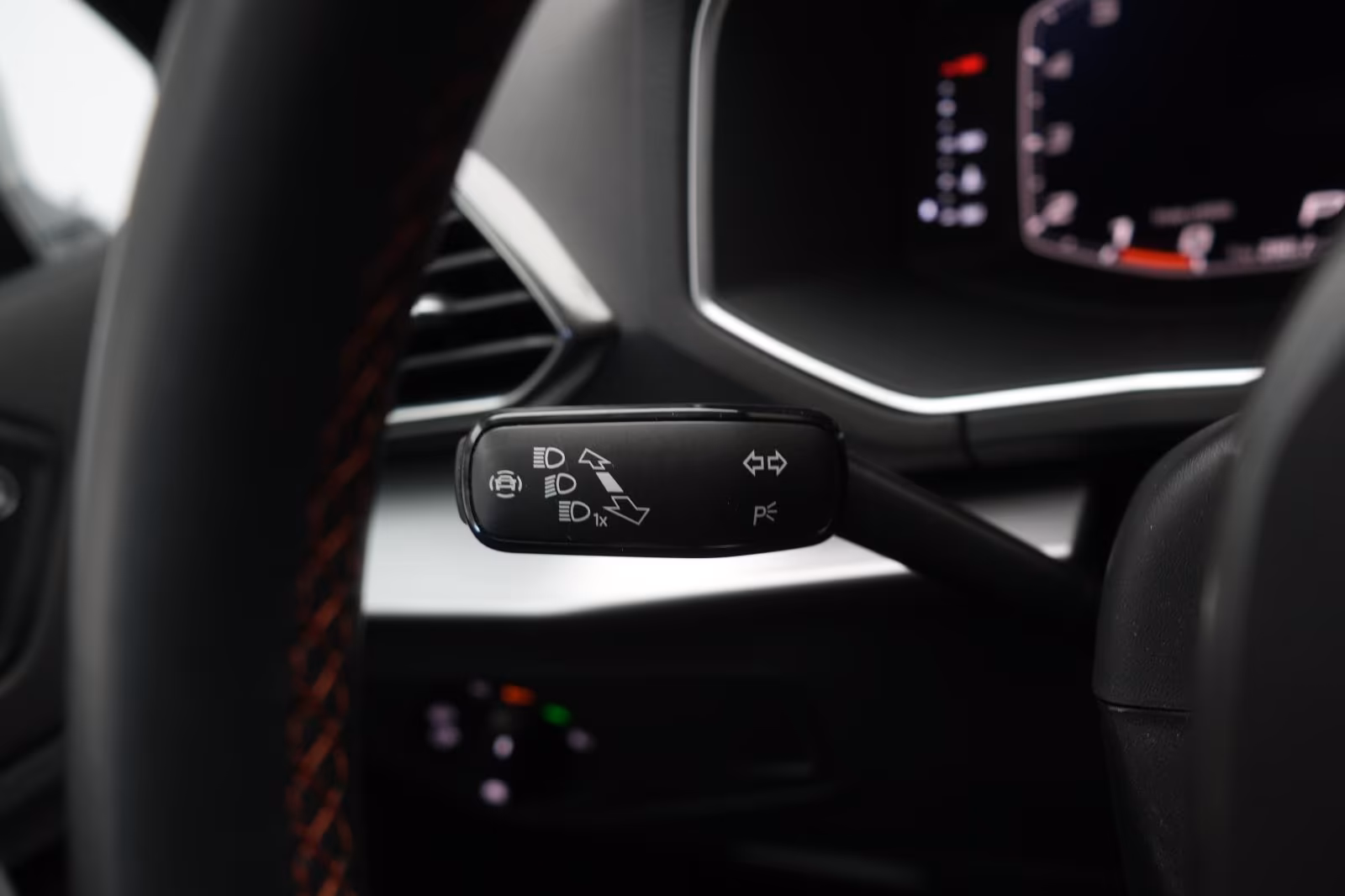 (B-631) Seat(7 Ghế) Tarraco 2.0 TDI 4Drive DSG FR Leder/ACC/Kamera/P - Image 15