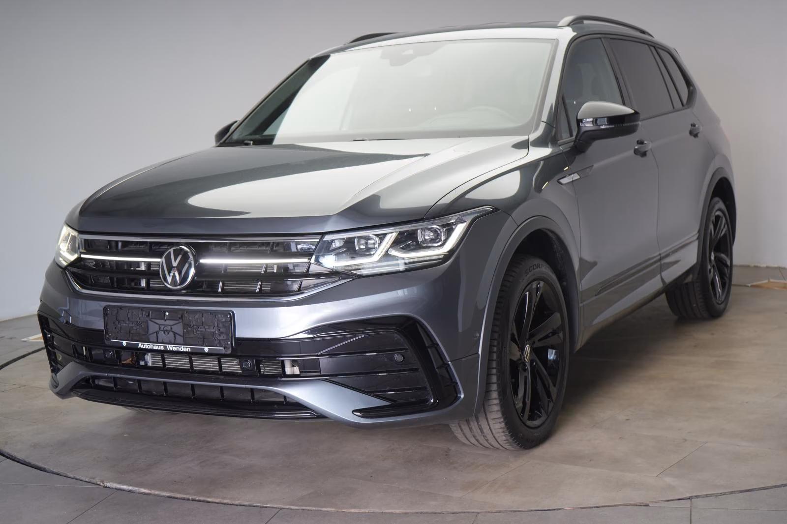 (B-516) Volkswagen(7chỗ) Tiguan Allspace 2.0 TSI 4Motion DSG R-Line Leder - Image 3
