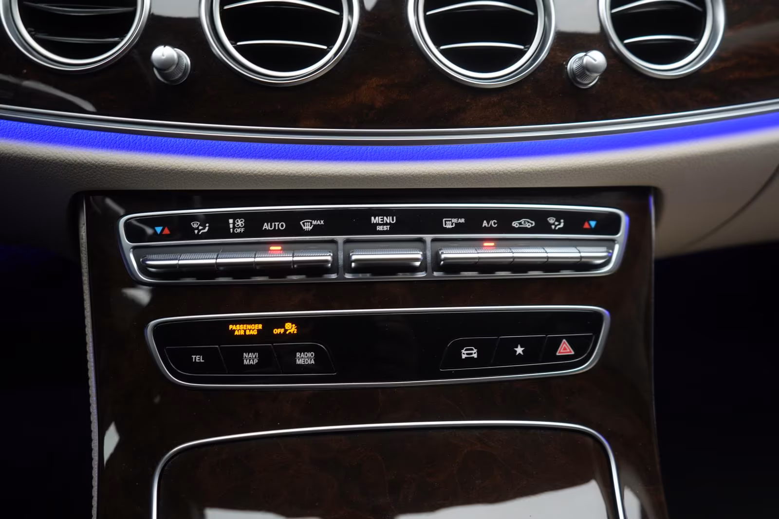 (B-541) Mercedes-Benz E 220 d T 9G-Tronic Navi/Temp/Kamera/AHK/ - Image 15