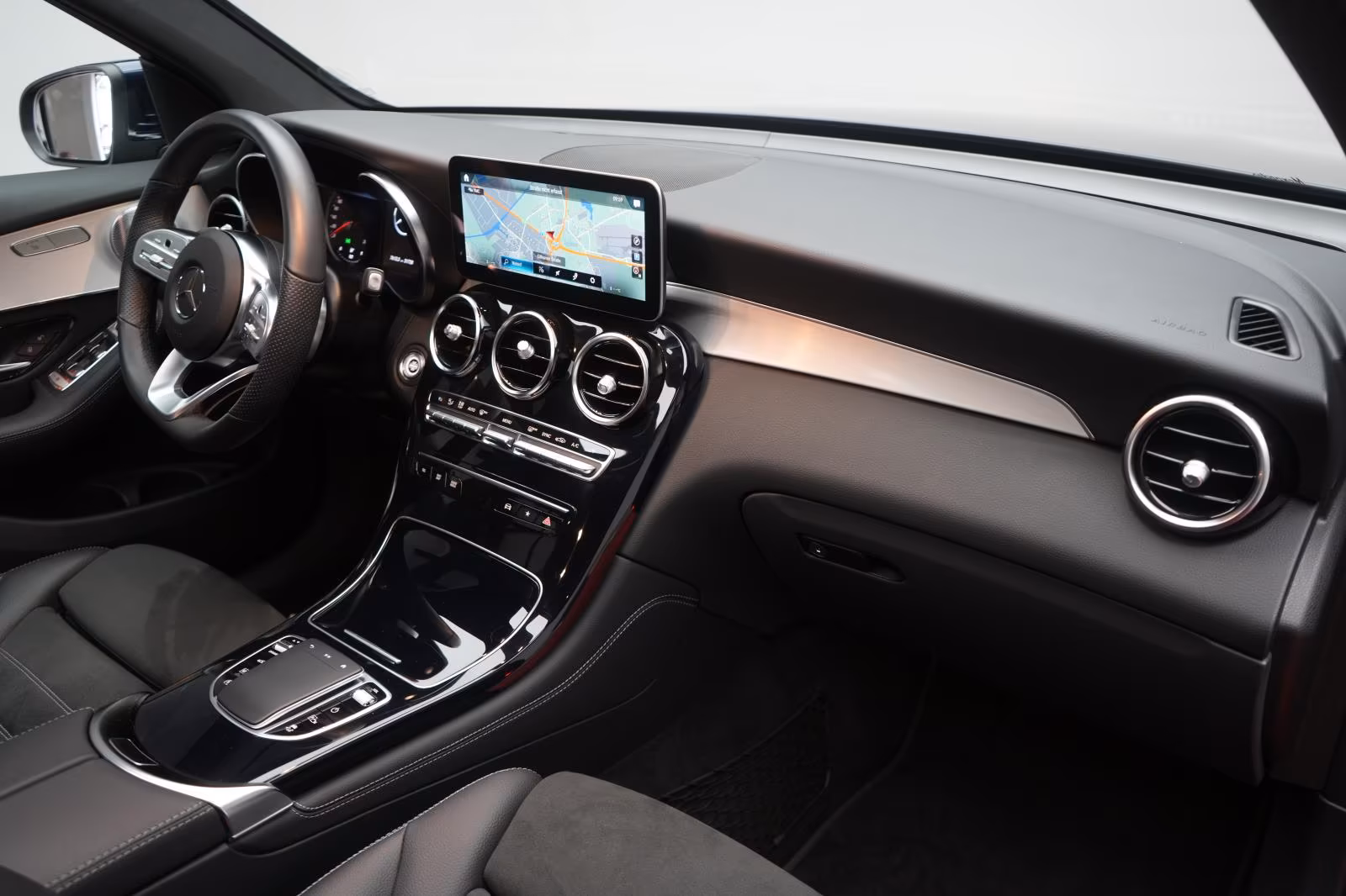 (B-274) Mercedes-Benz GLC 220 d 4Matic 9G-Tronic AMG Navi/Temp/Bur - Image 10