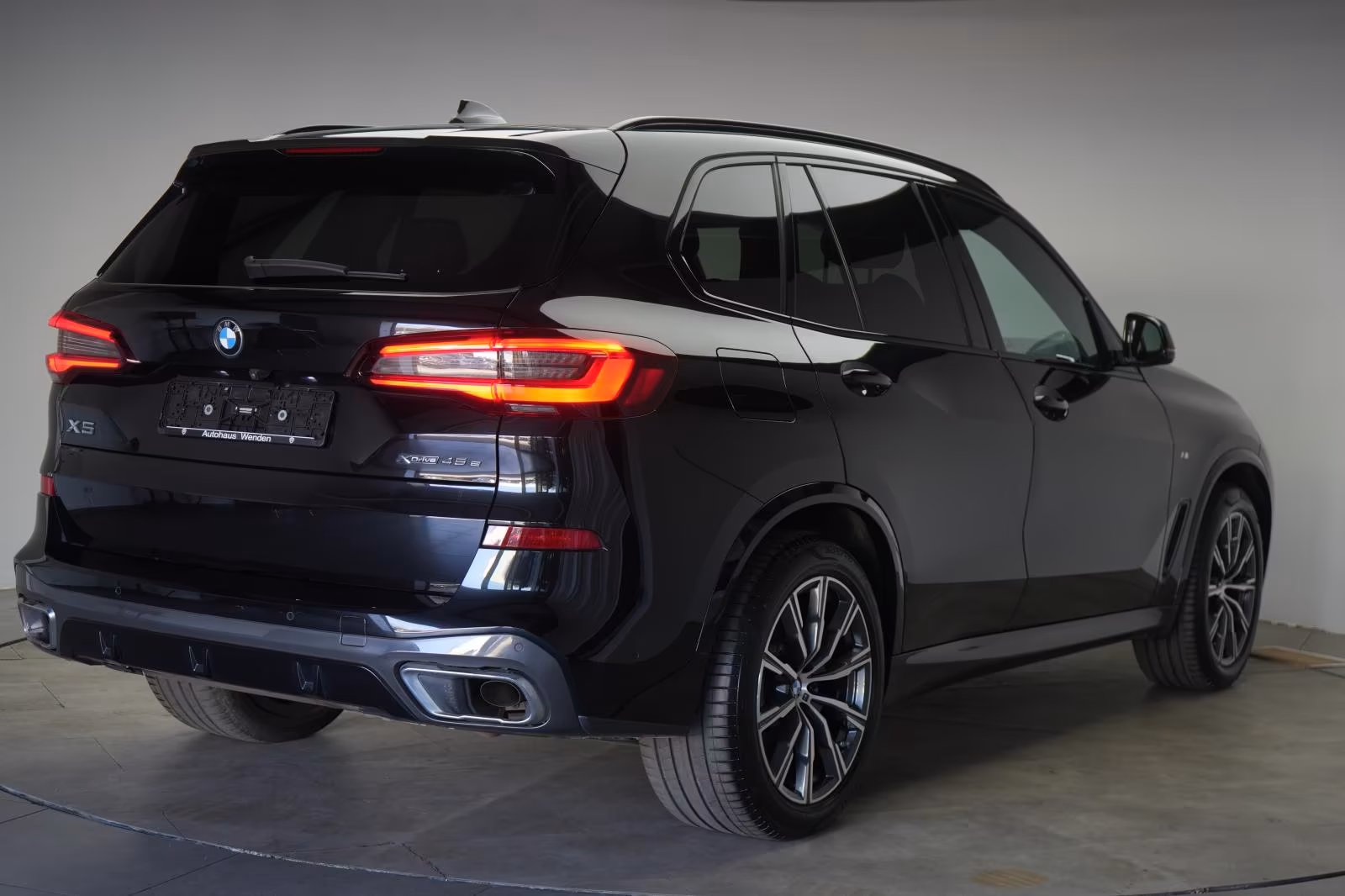 (B-413) BMW(Hybrid) X5 xDrive45e M Sport Leder/ACC/Kamera/Virtual/AH - Image 5