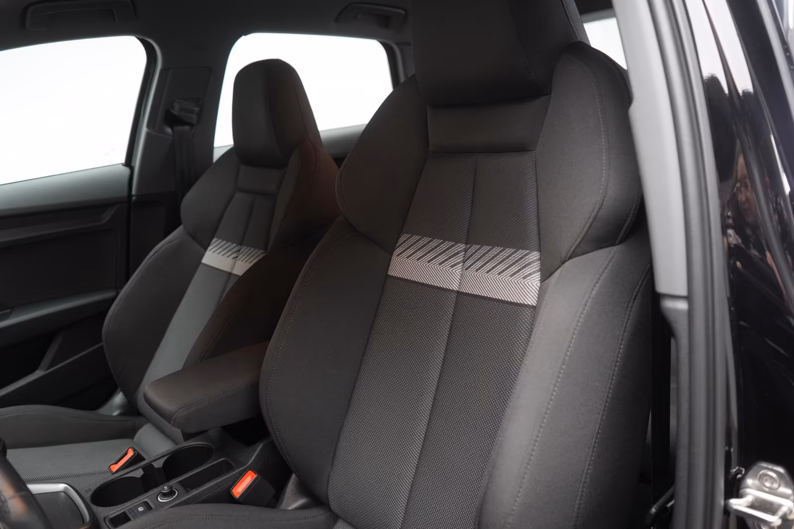 (B-601) Audi A3 35 TFSI Sportback ACC/Kamera/Virtual/Lane/ - Image 8