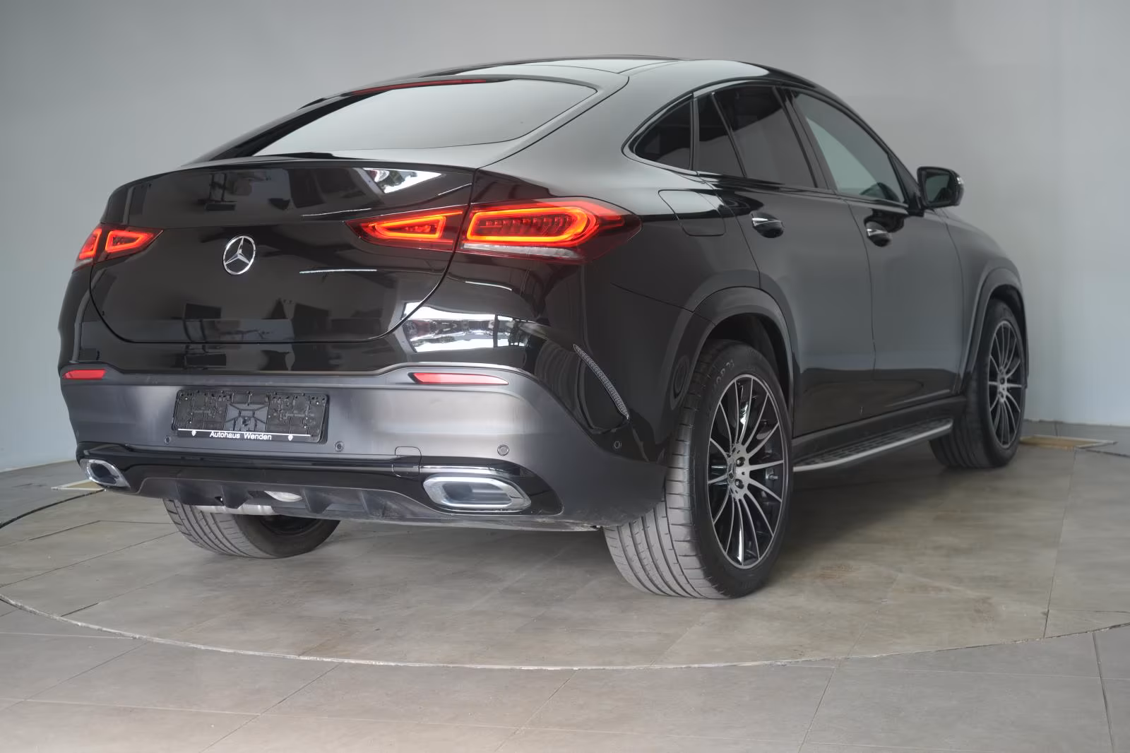 (B-741) Mercedes-Benz(Hybrid) GLE 350 de 4Matic 9G-Tronic AMG Leder/Distroni - Image 5