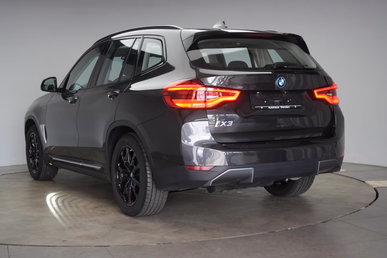 (B-434) BMW iX3 Inspiring Leder/ACC/Kamera/Pano/Virtual/Lane - Image 4