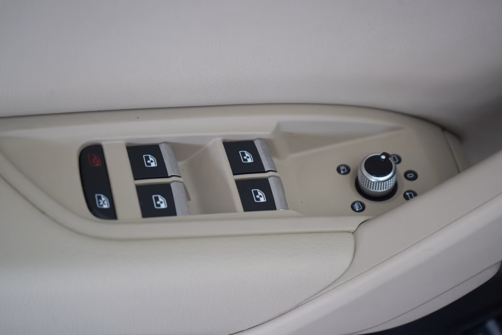 (B-537) Audi Q5 40 TDI quattro S tronic Leder/Temp/Virtual/Pa - Image 15
