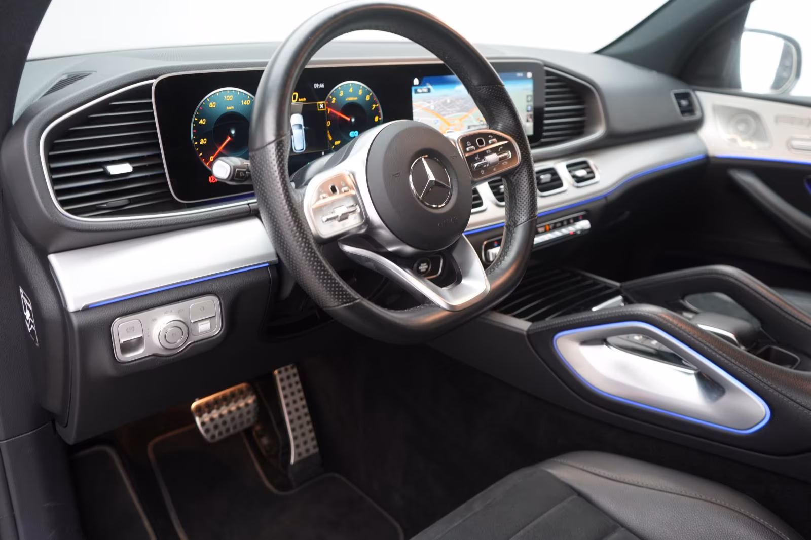 (B-563) Mercedes-Benz(Hybrid) GLE 350 e 4Matic 9G-Tronic AMG Line AHK/Burm - Image 8