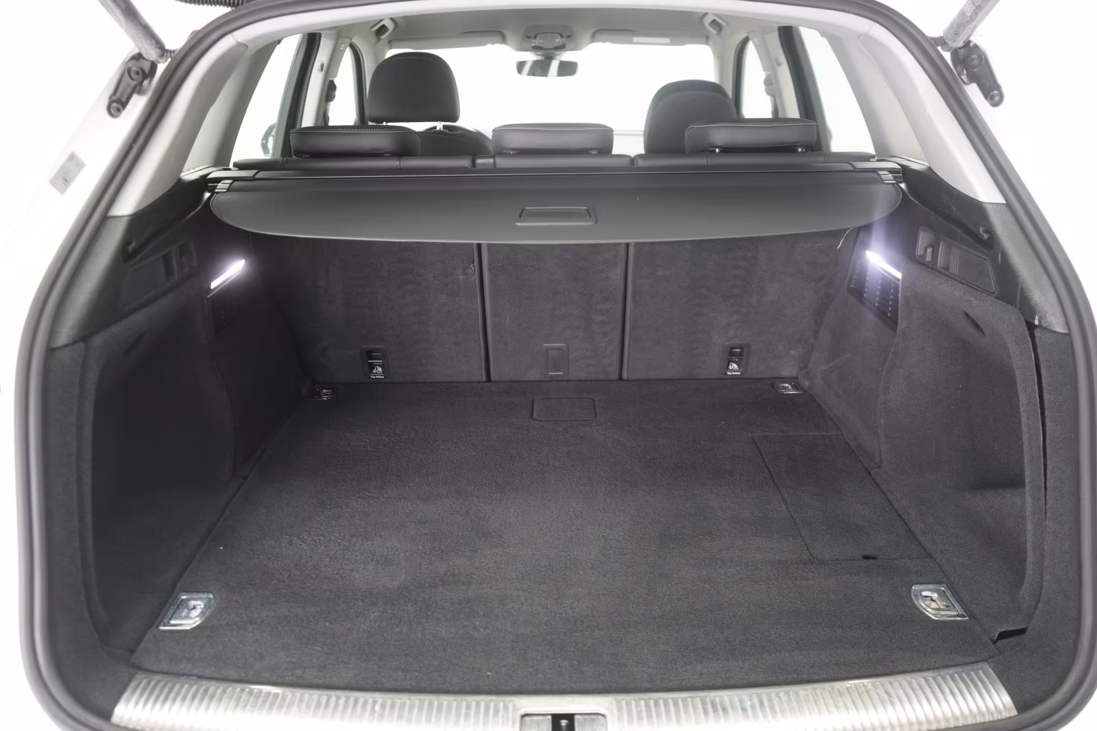 (B-162) Audi Q5(Hybrid) 50 TFSIe Quattro - Image 24