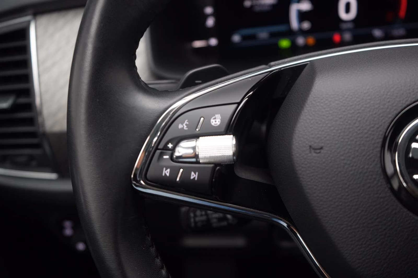(B-178) Skoda Kodiaq 2.0 TDI 4x4 DSG Style ACC/Virtual/Memory/ - Image 19