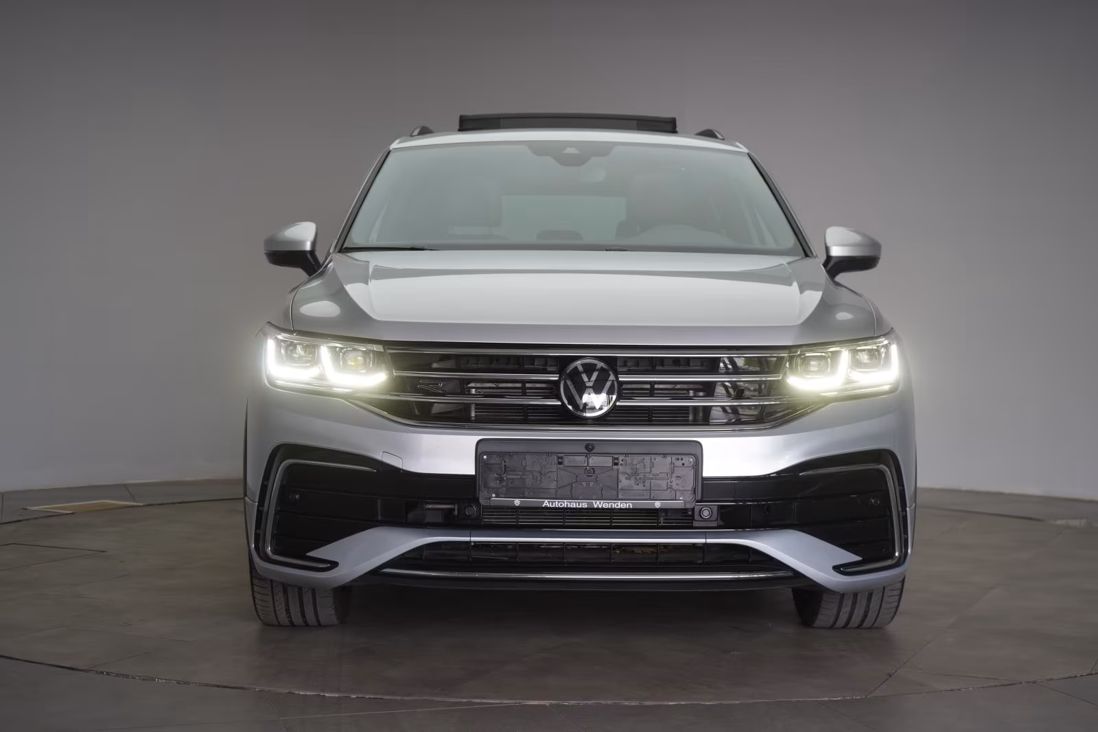 (B-553) Volkswagen Tiguan 1,5 TSI R line ACC/Kamera/Virtual/H&K/Pan - Image 2