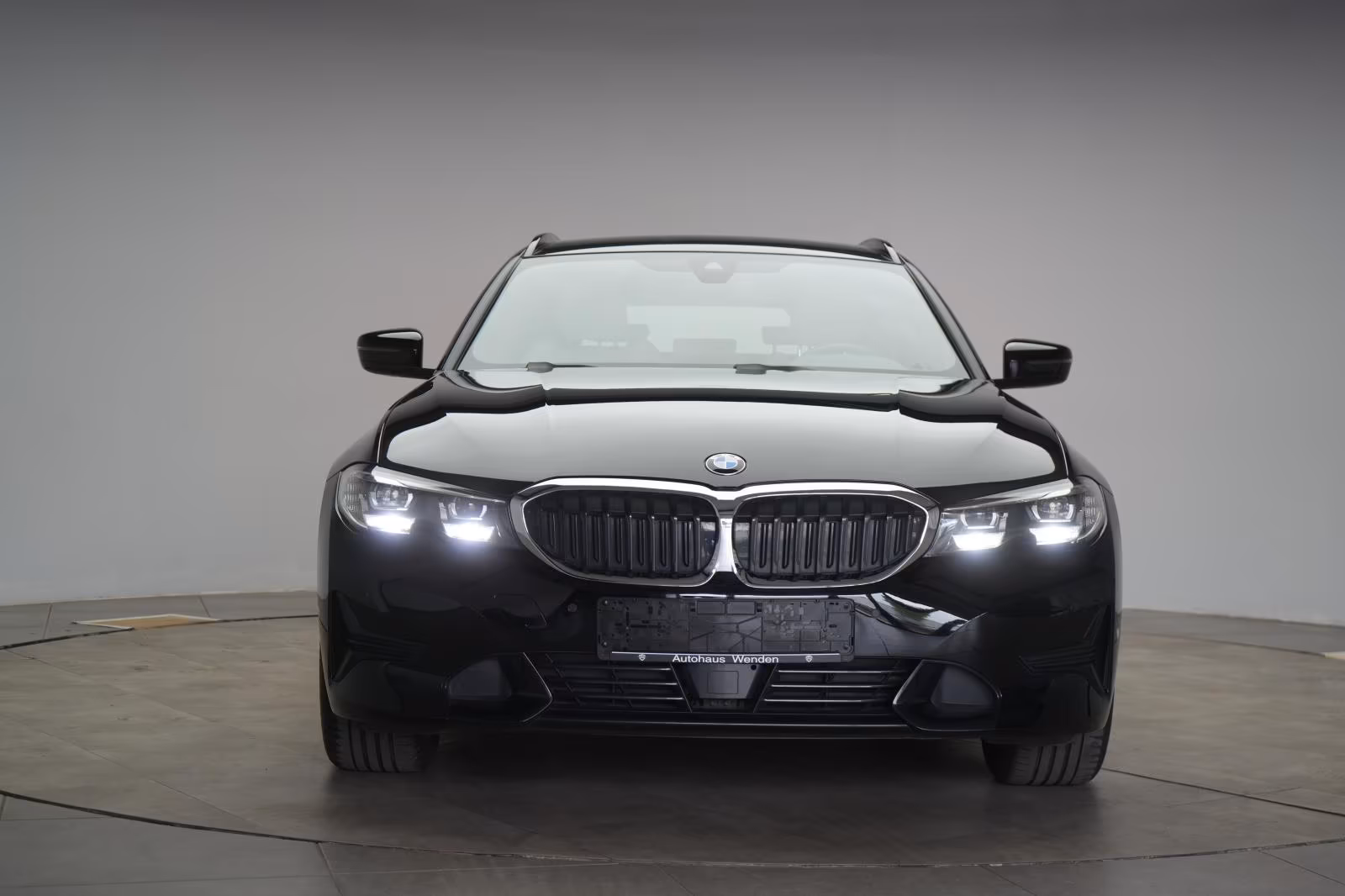 (B-552) BMW 320 d Touring Sport Line Leder/ACC/Kamera/Virtua - Image 2