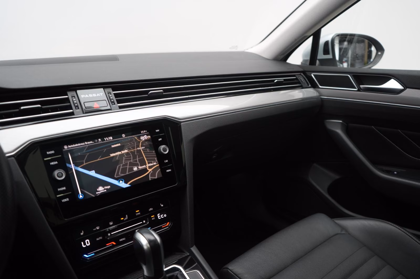 (B-617) Volkswagen(Hybrid) Passat Variant 1.4 TSI DSG GTE ACC/Kamera/Pano/L - Image 21
