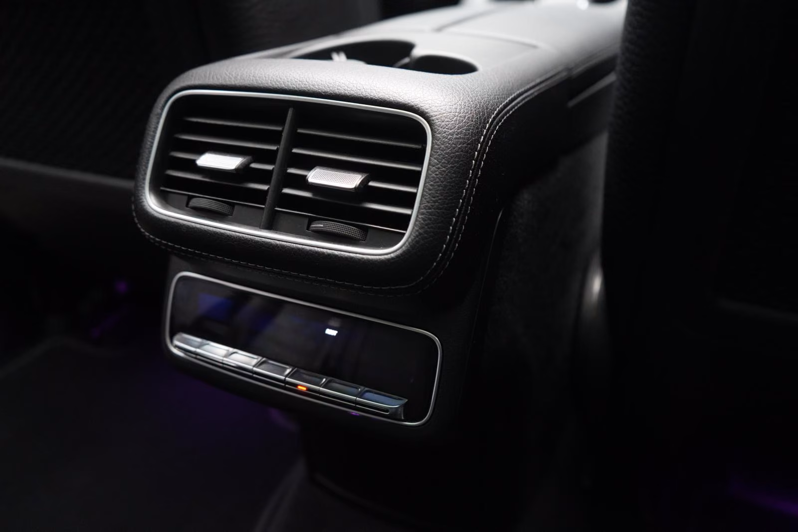 (B-151) Mercedes-Benz(Hybrid) GLE 350 e 4Matic 9G-T AMG Leder/Distronic/HUD/ - Image 20