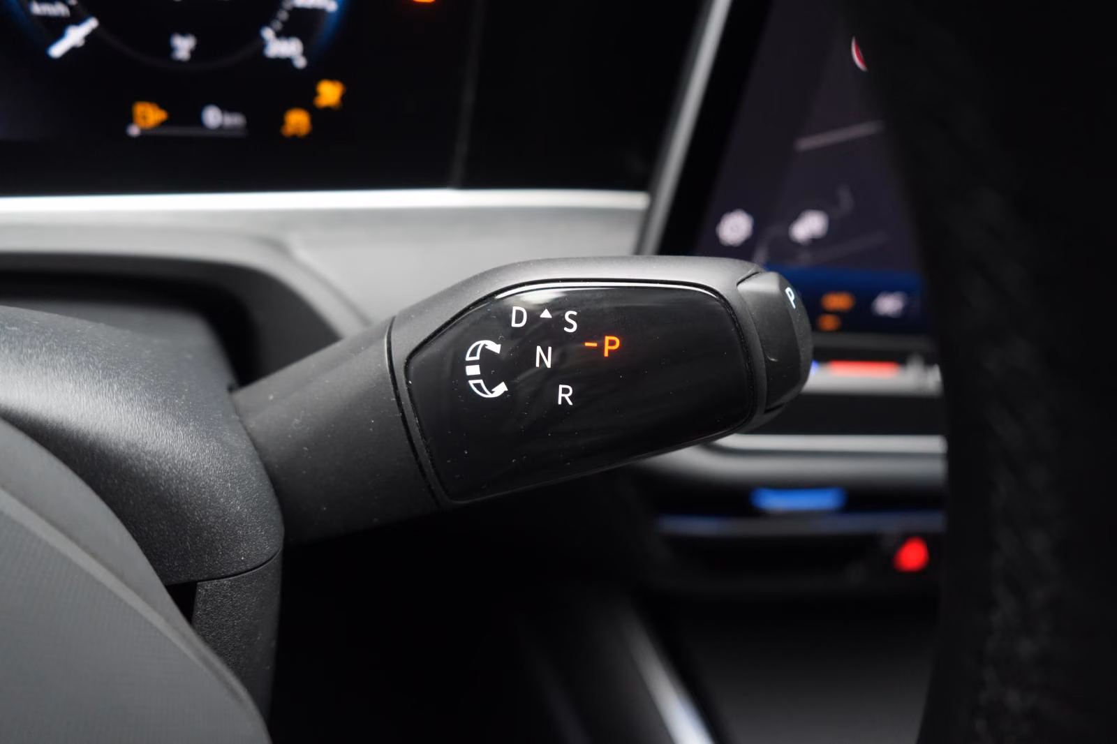 (B-270) Volkswagen Passat Variant 1.5 ETSI Elegance DSG - Image 19