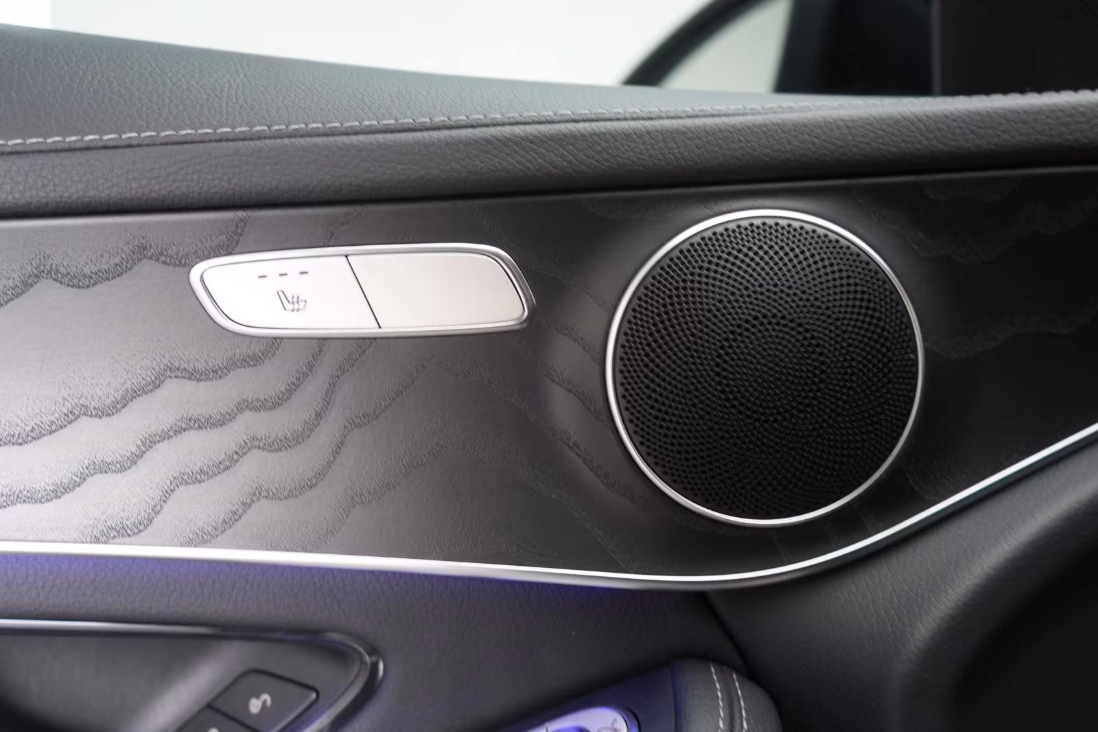 (B-284) Mercedes-Benz GLC 300 4Matic AMG Temp/Kamera/Virtual/Pano/AHK/ - Image 16