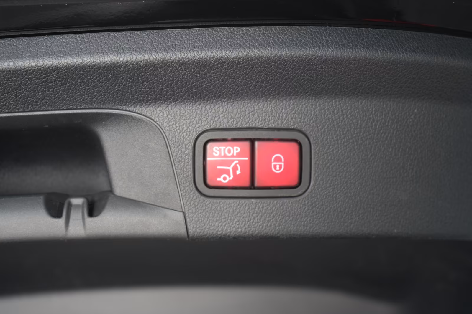 (B-741) Mercedes-Benz(Hybrid) GLE 350 de 4Matic 9G-Tronic AMG Leder/Distroni - Image 25