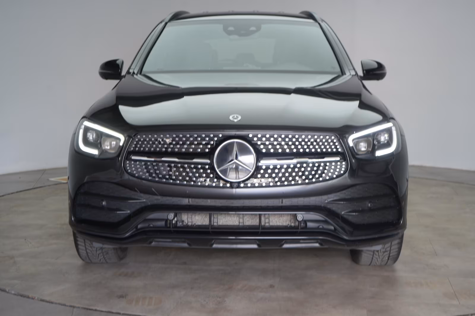 (B-304) Mercedes-Benz(Hybrid) GLC 300 de 4Matic 9G-Tronic AMG Temp/Kamer - Image 2