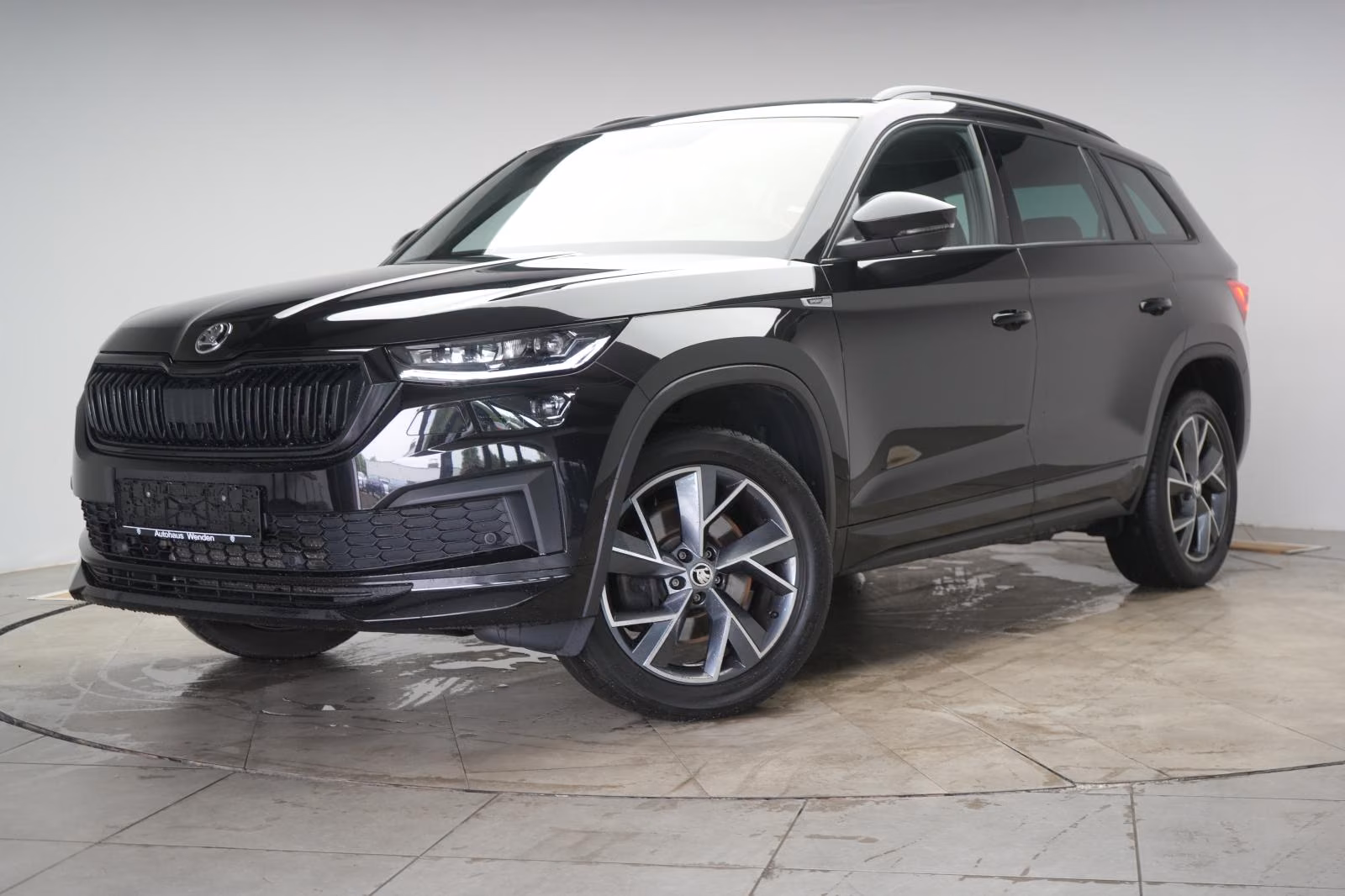 (B-646) Skoda Kodiaq 2.0 TDI Sportline 4x4 ACC/Kamera/Virtual/ - Image 3