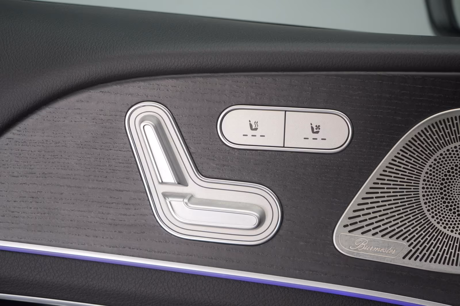 (B-741) Mercedes-Benz(Hybrid) GLE 350 de 4Matic 9G-Tronic AMG Leder/Distroni - Image 22