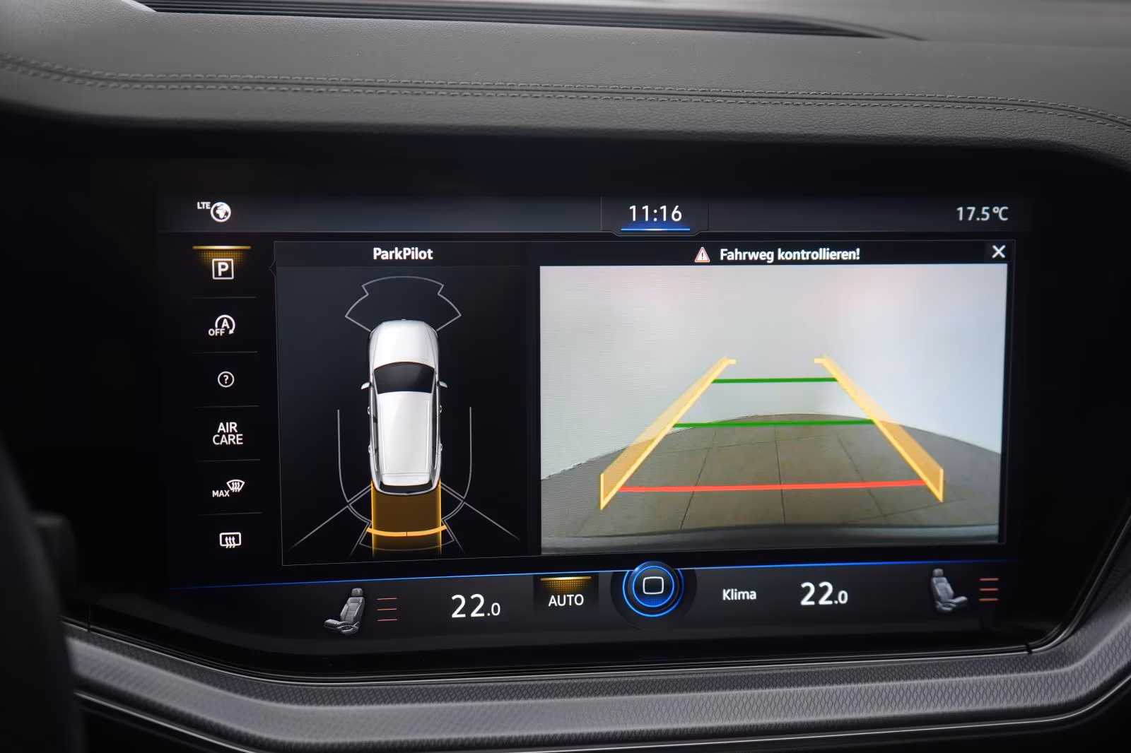 (B-417) Volkswagen Touareg 3.0 V6 TDI 4Motion R-Line Leder/ACC/Kame - Image 19