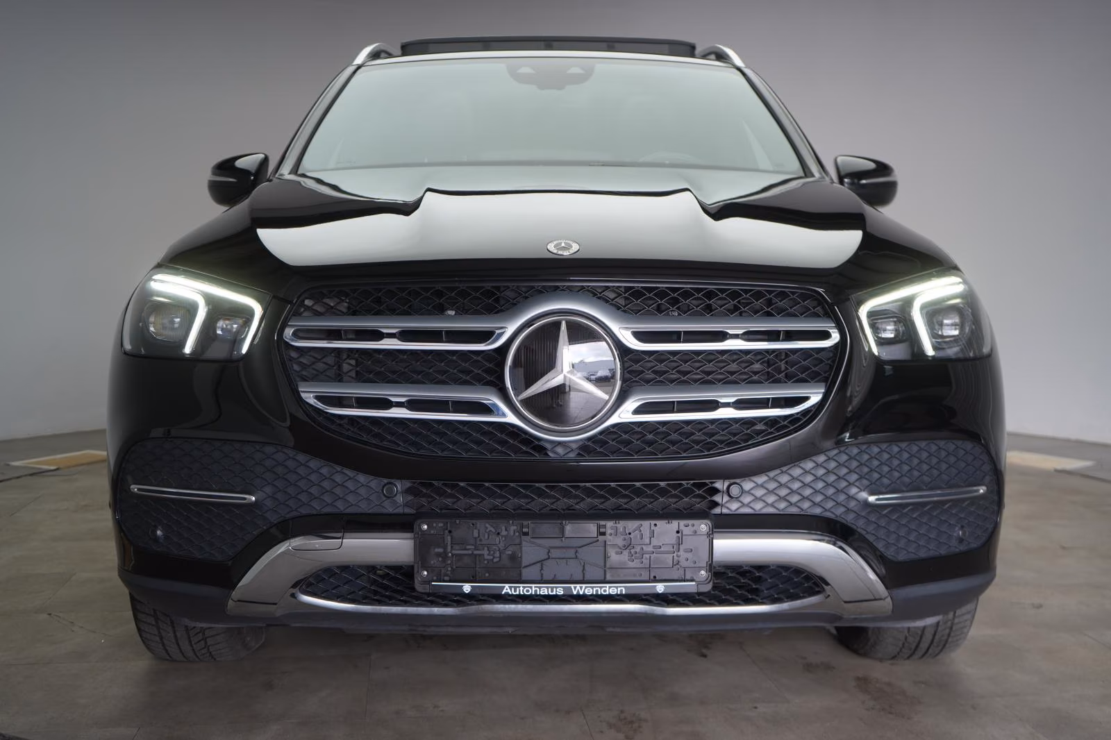 (B-692) Mercedes-Benz GLE 300 d 4Matic AMG Line Distronic/Kamera/Pa - Image 2