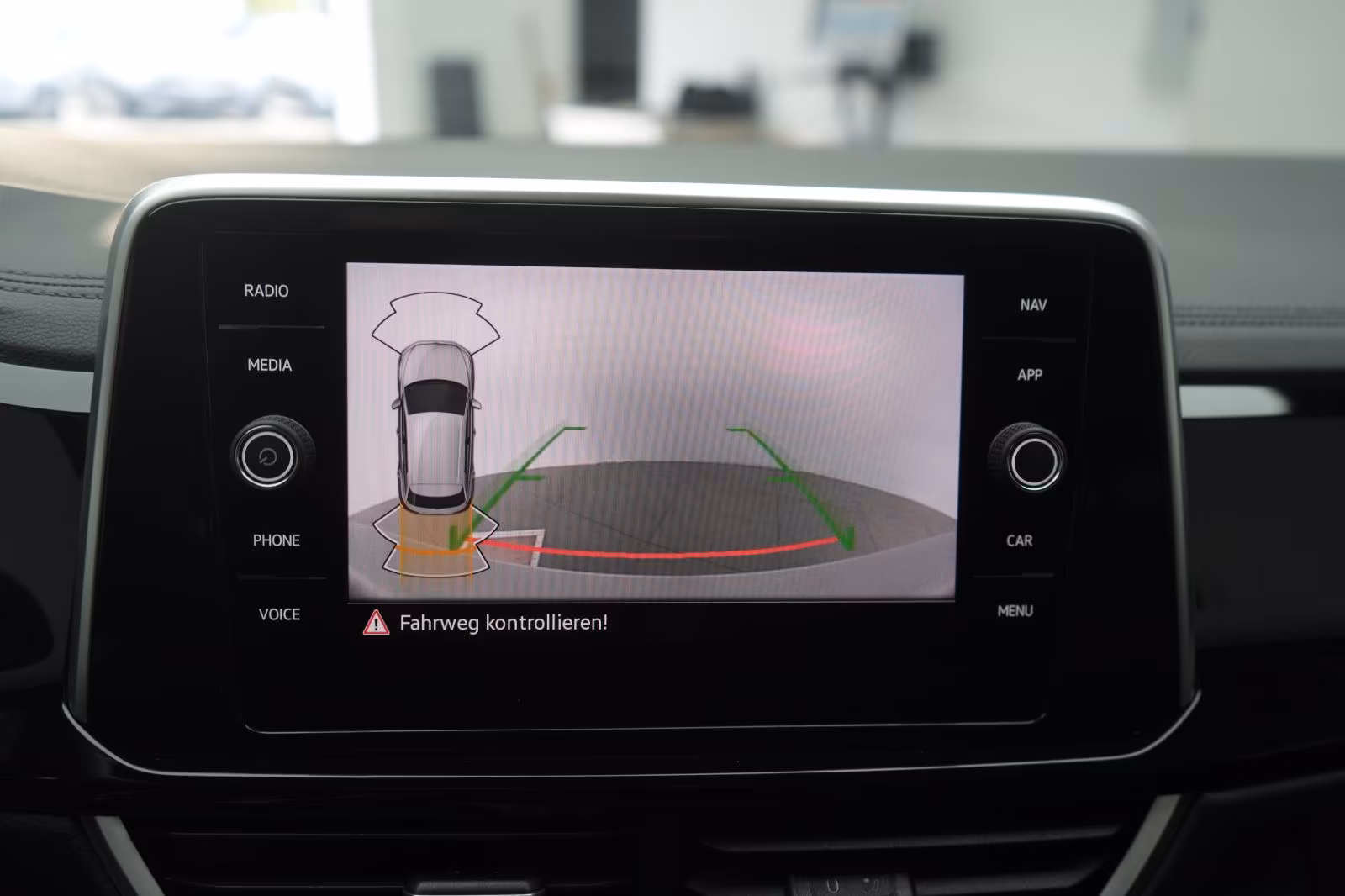 (B-559) Volkswagen T-Roc 1.0 TSI R-Line Appconnect/ACC/Kamera/Virtu - Image 18