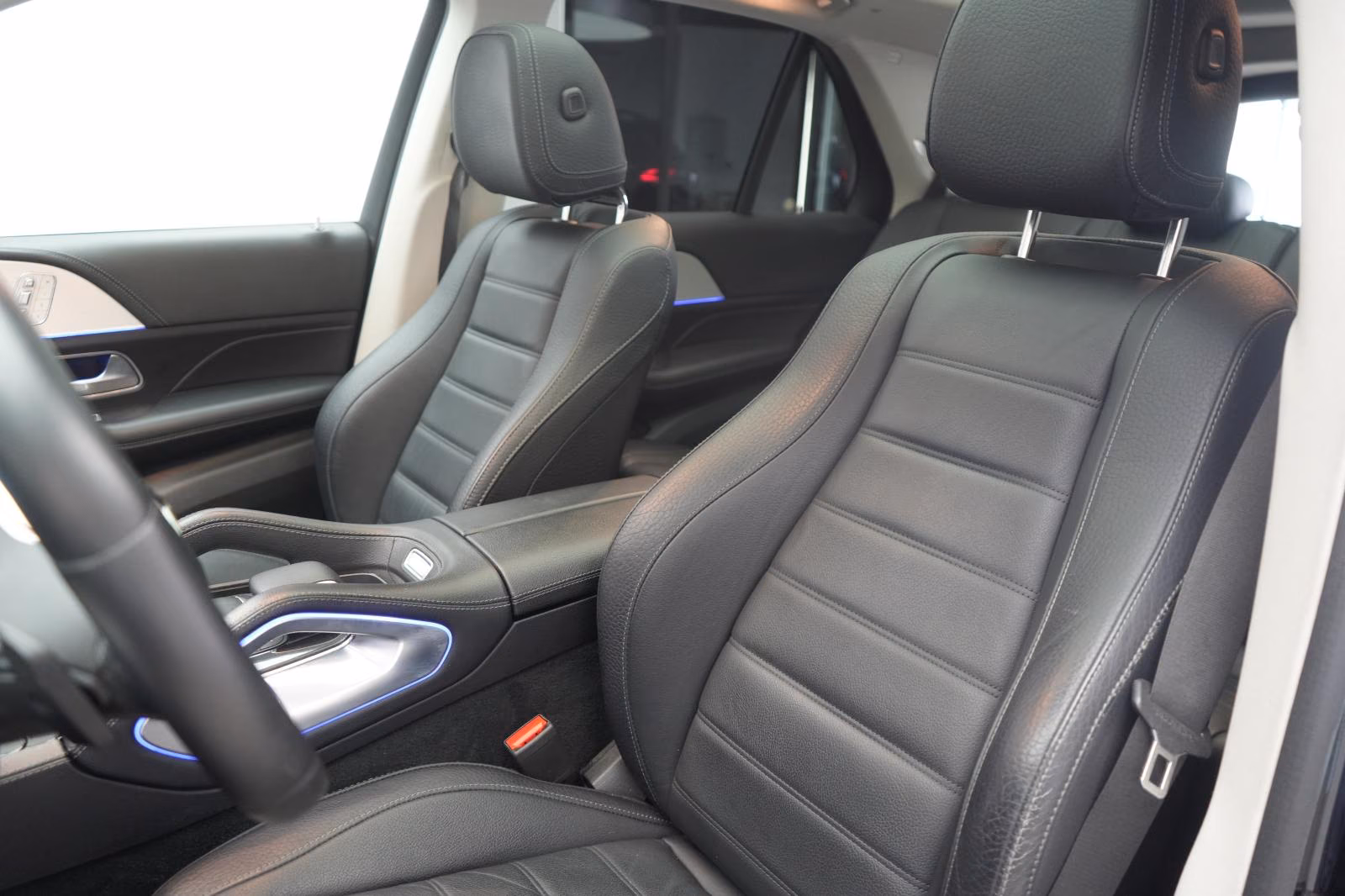 (B-474) Mercedes-Benz(Hybrid) GLE 350 e 4Matic AMG 9G-Tronic Exclusive Leder/D - Image 8