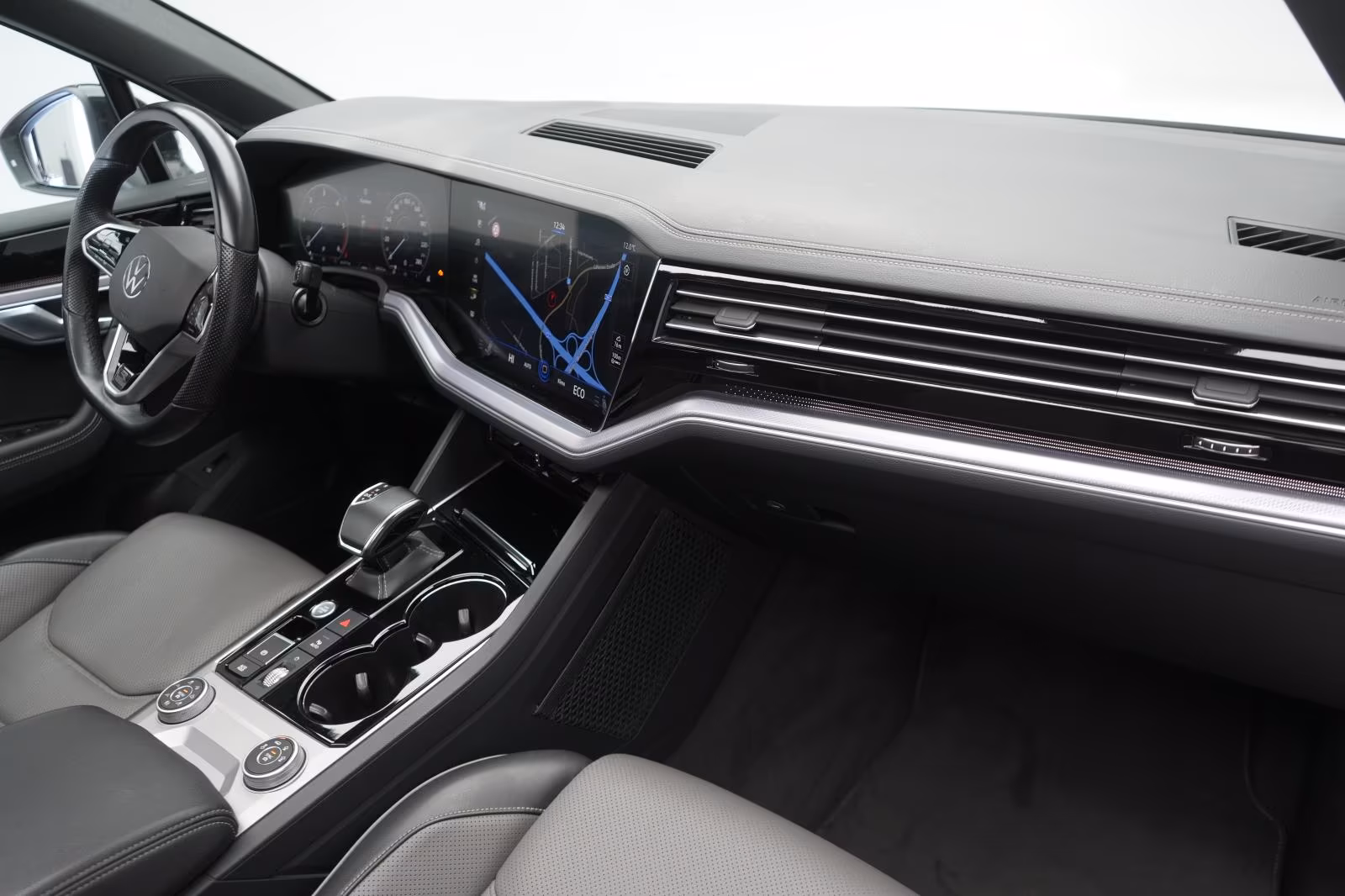 (B-337) Volkswagen Touareg 3.0 V6 TDI 4Motion R-Line Leder/ACC/Kame - Image 10