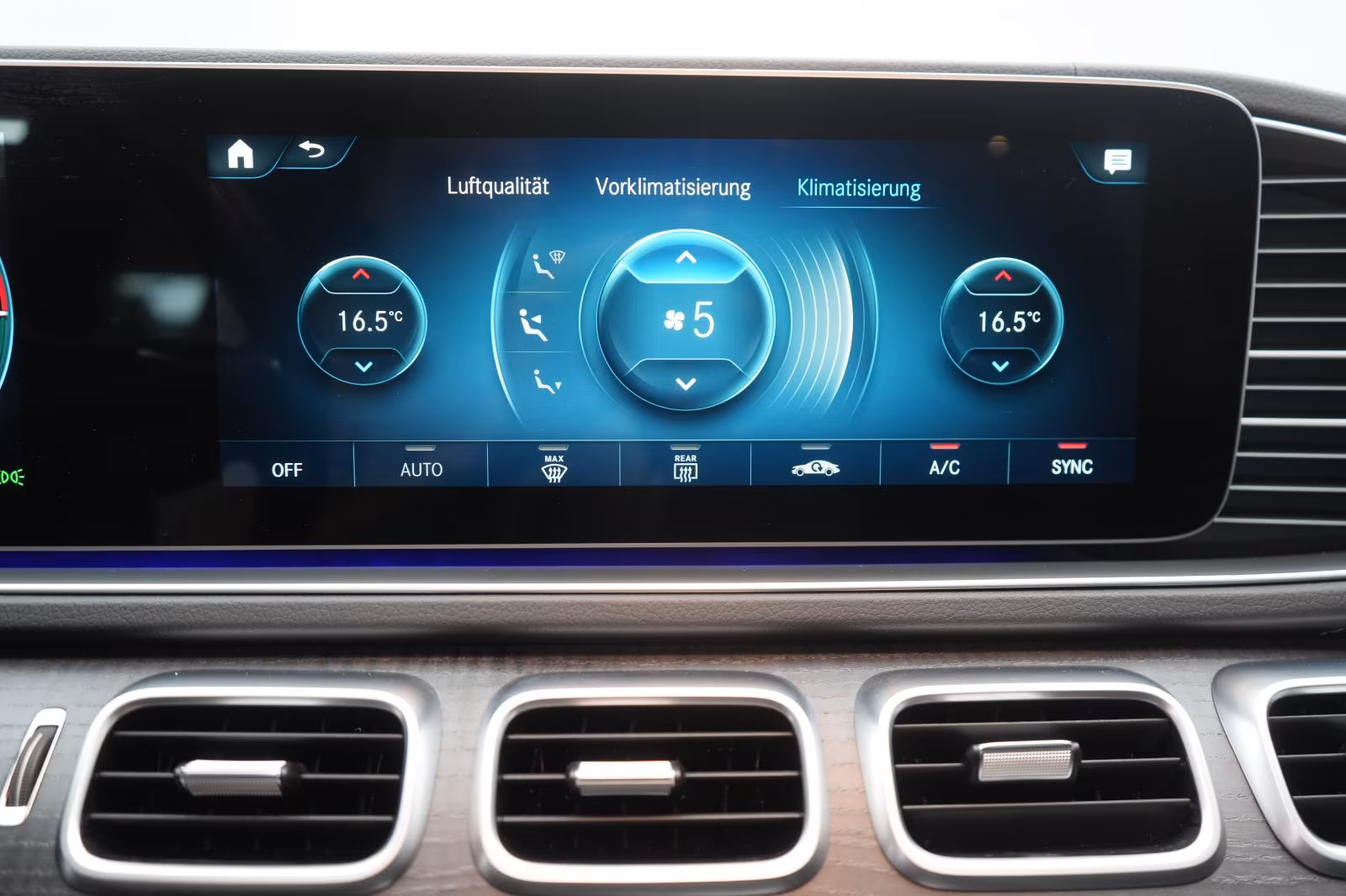 (B-741) Mercedes-Benz(Hybrid) GLE 350 de 4Matic 9G-Tronic AMG Leder/Distroni - Image 15