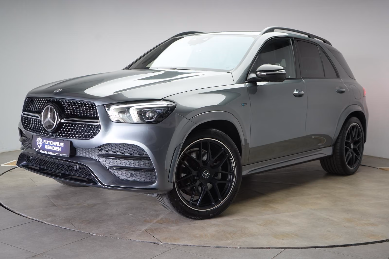 (B-539) Mercedes-Benz(Hybrid) GLE 350 de 4Matic 9G-T AMG Softclose/Burmeste - Image 3