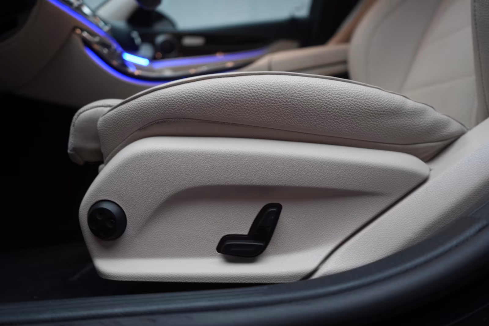 (B-541) Mercedes-Benz E 220 d T 9G-Tronic Navi/Temp/Kamera/AHK/ - Image 22