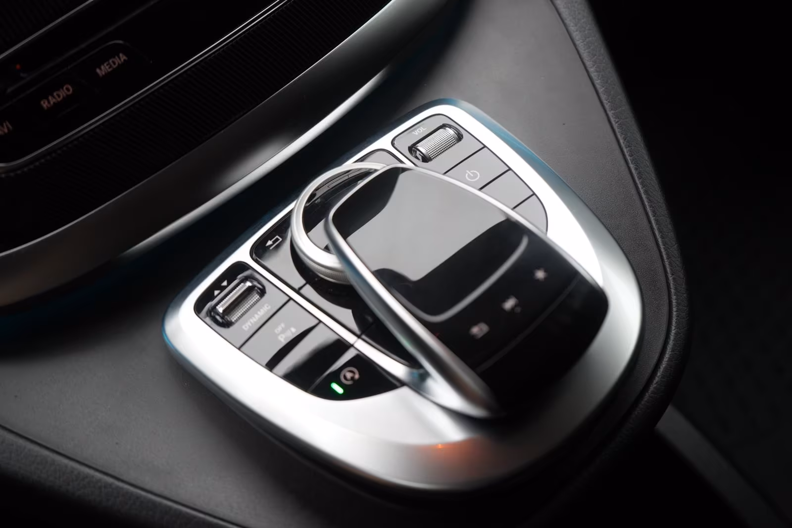 (B-026) Mercedes-Benz V 300 d kompakt 9G-Tronic Edition Temp/Kamera - Image 19