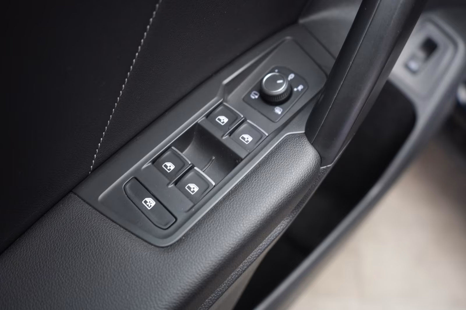 (B-249) Volkswagen Tiguan Allspace 2.0 TDI 4 Motion R line ACC/Kame - Image 17