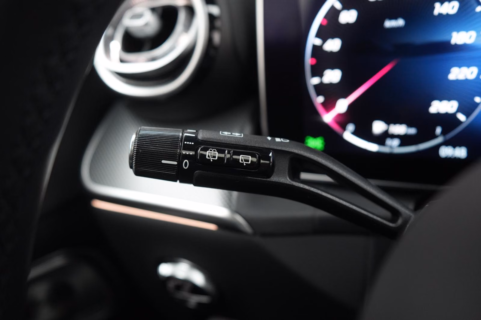 (B-542) Mercedes-Benz GLC 300 4Matic 9G-T AMG Leder/HUD/Distronic/ - Image 19
