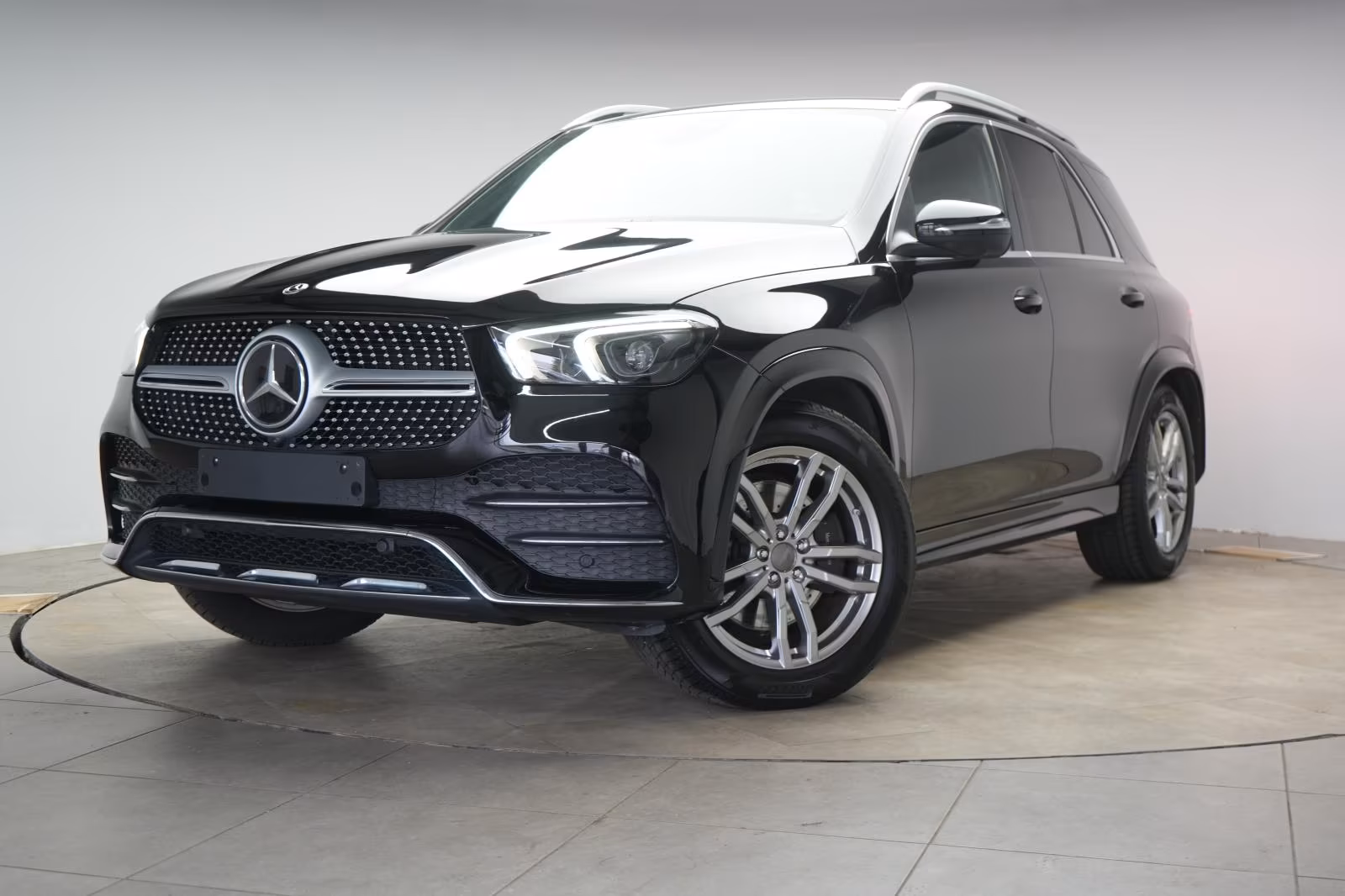 (B-197) Mercedes-Benz GLE 300 d 4Matic 9G-Tronic AMG Distronic/Kamer - Image 3
