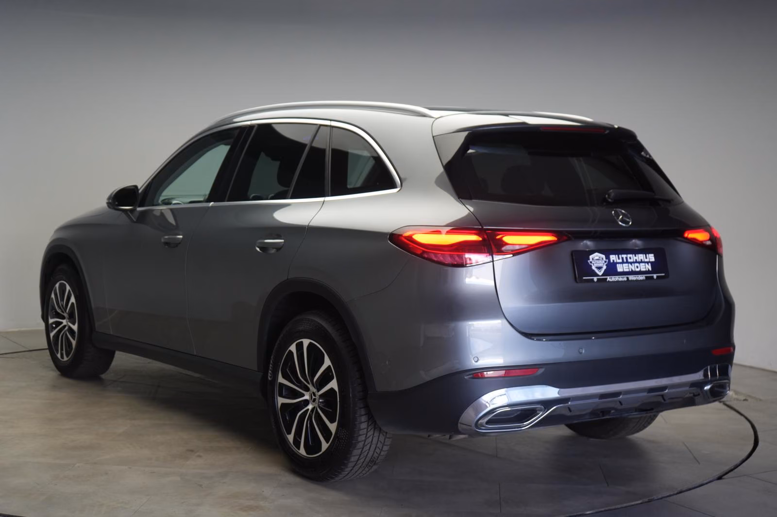 (B-172) Mercedes-Benz GLC 220 d 4Matic 9G-Tronic Avantgarde Leder/Di - Image 4