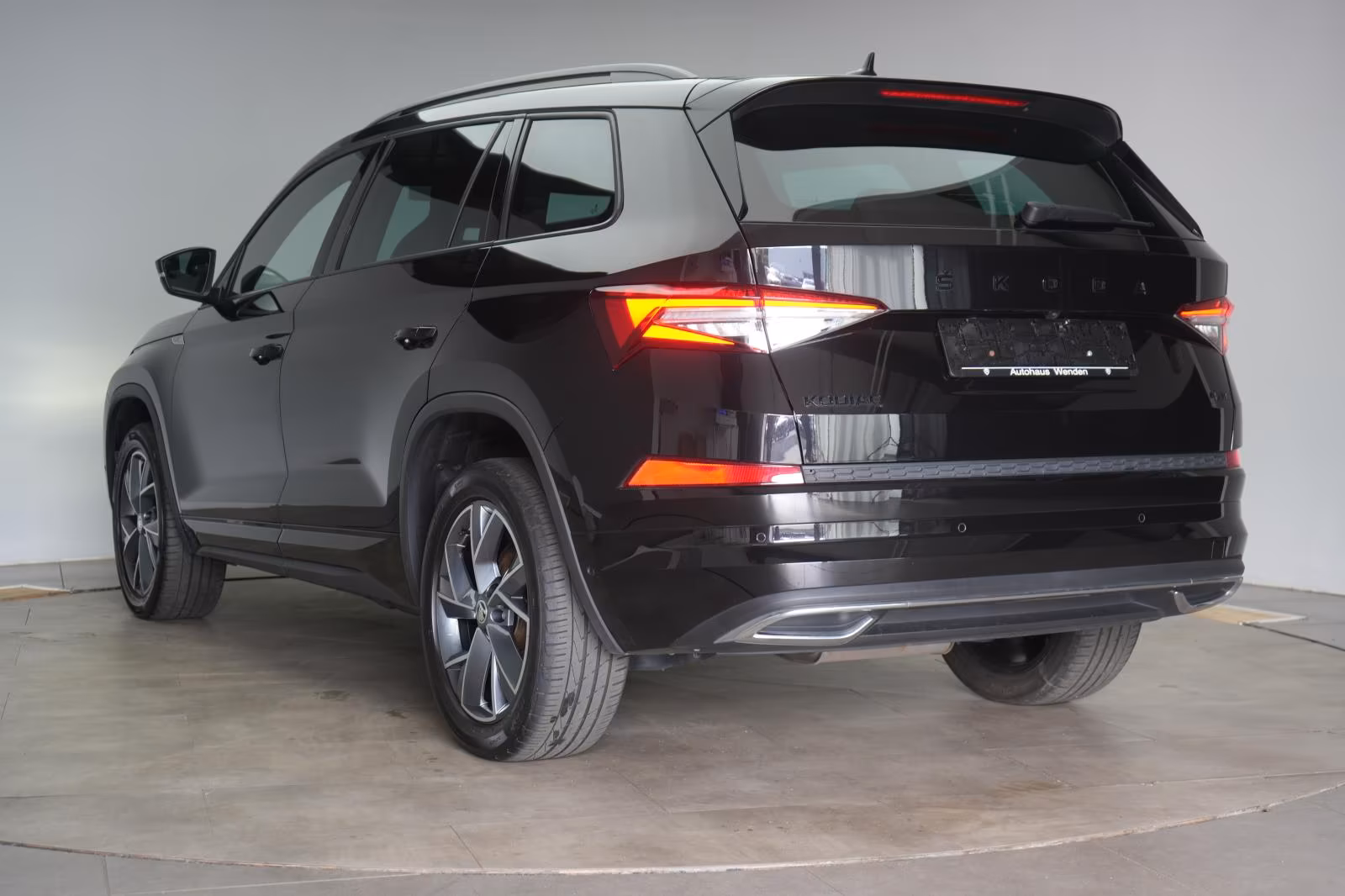 (B-313) Skoda Kodiaq 2.0 TDI 4x4 DSG Sportline ACC/Kamera/Virt - Image 4