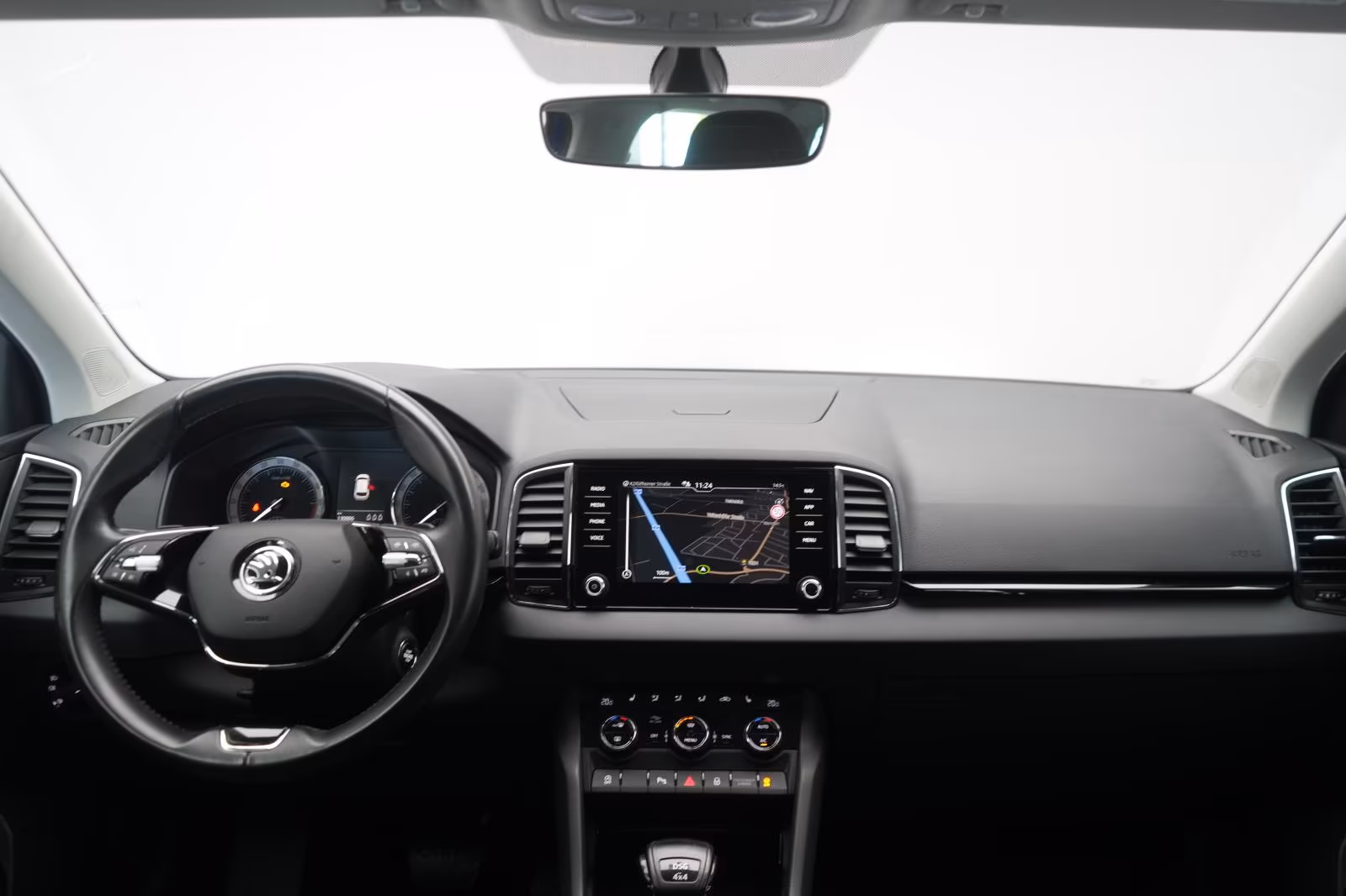 (B-290) Skoda Karoq 2.0 TDI Style CarPlay/Temp/Klimaauto - Image 17