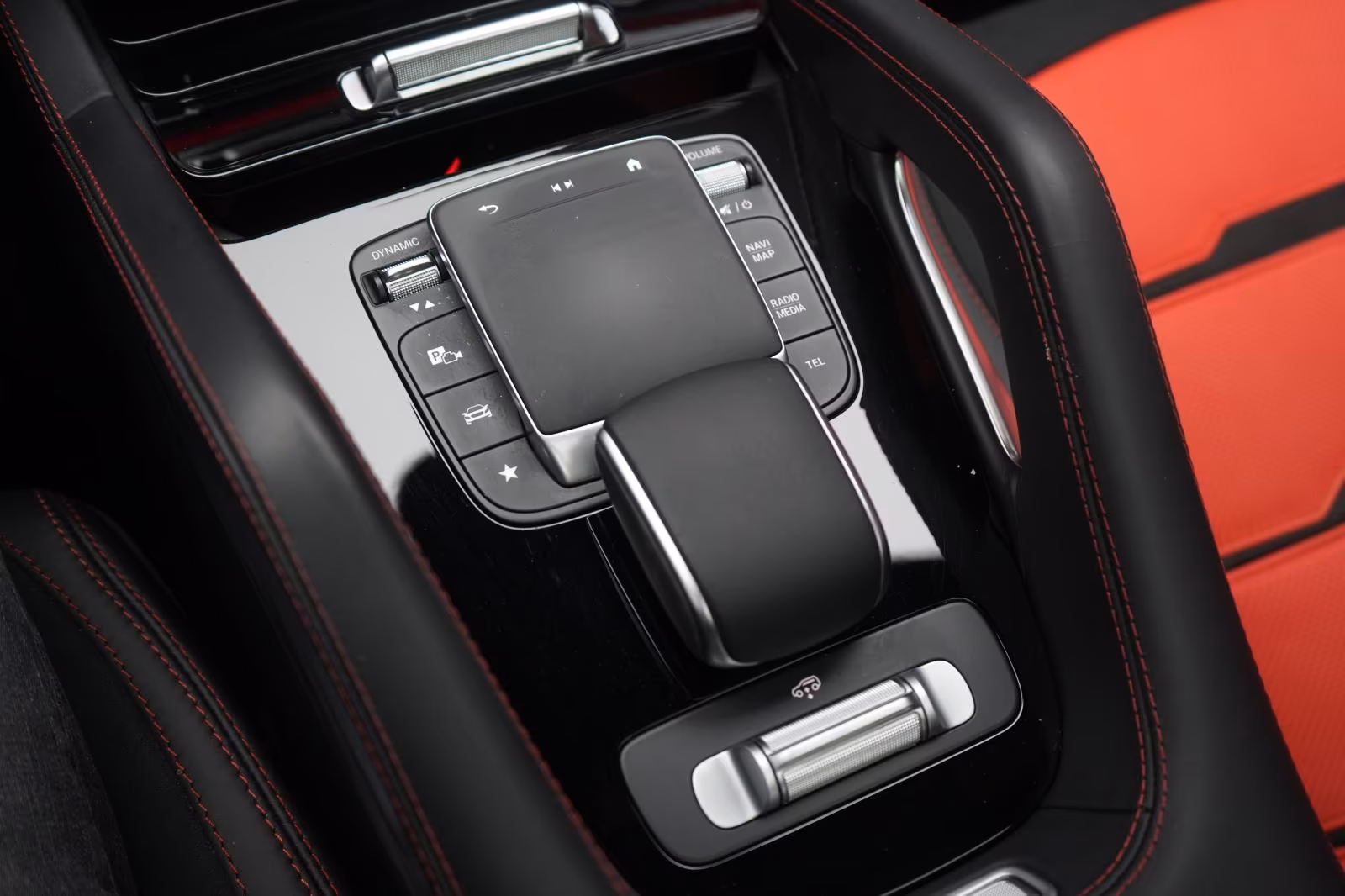 (B-562) Mercedes-Benz GLE 63 AMG S 4Matic+ SPEEDSHIFT TCT 9G Softcl - Image 25