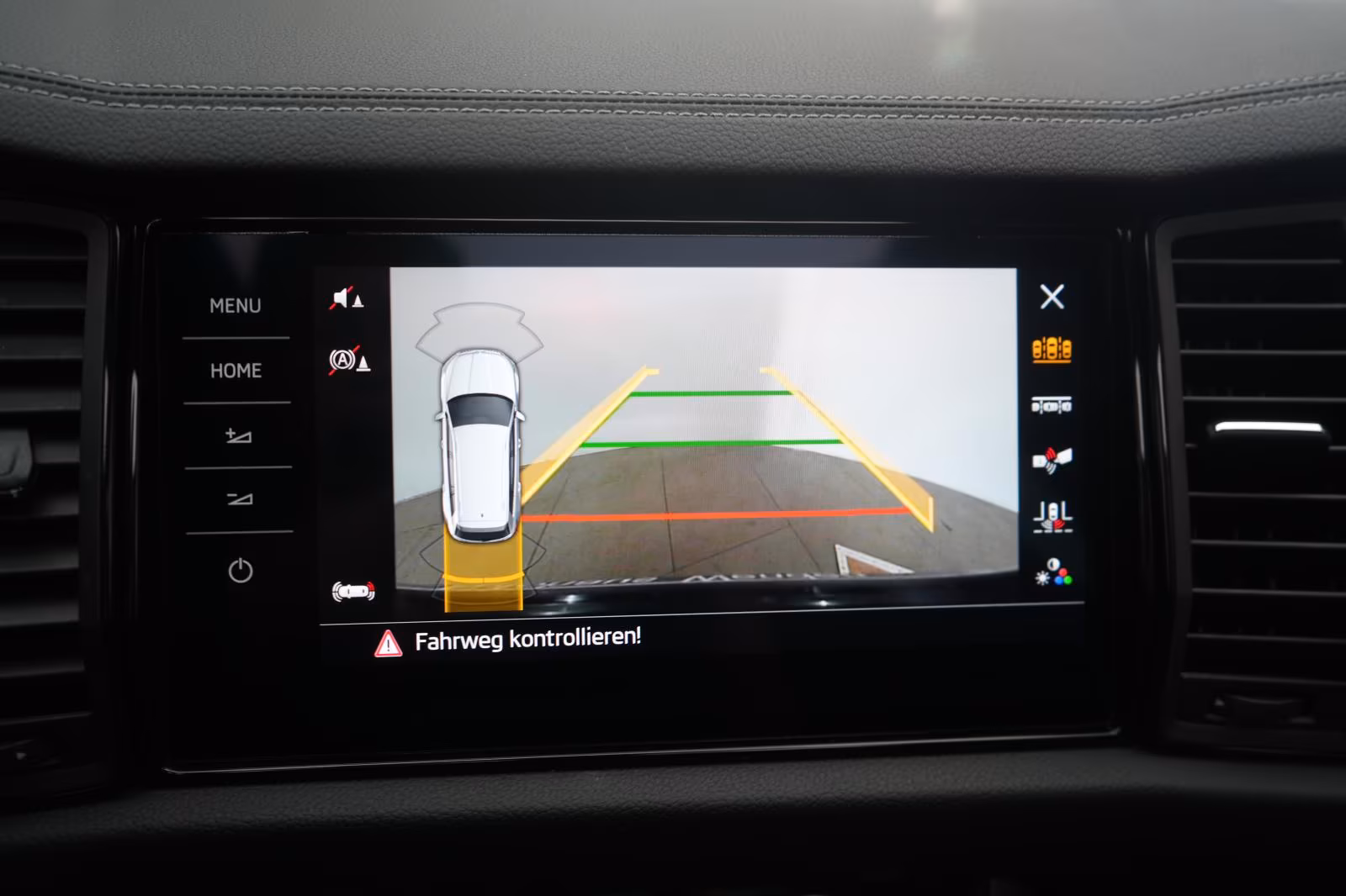 (B-225) Skoda Kodiaq 2.0 TDI 4x4 DSG Sportline ACC/Kamera/Virt - Image 17