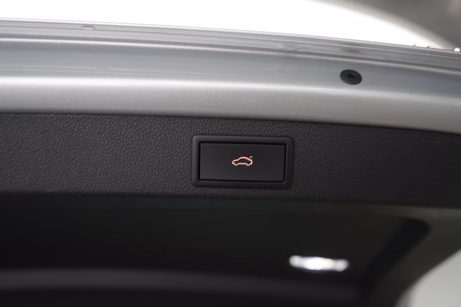 (B-671) Skoda Superb Combi 2.0 TSI - Image 23