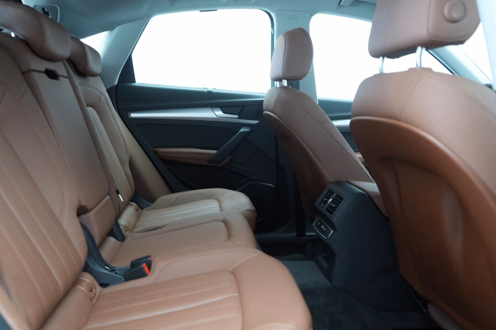 (B-022) Audi Q5(Hybrid) 50 TFSIe Sportback quattro S tronic advanced - Image 11
