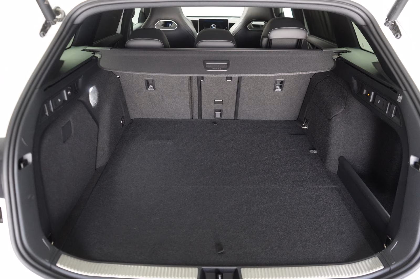(B-326) Volkswagen(Hybrid) Passat 1.5 e-Hybrid DSG R-Line ACC/Kamera/Pano/A - Image 27